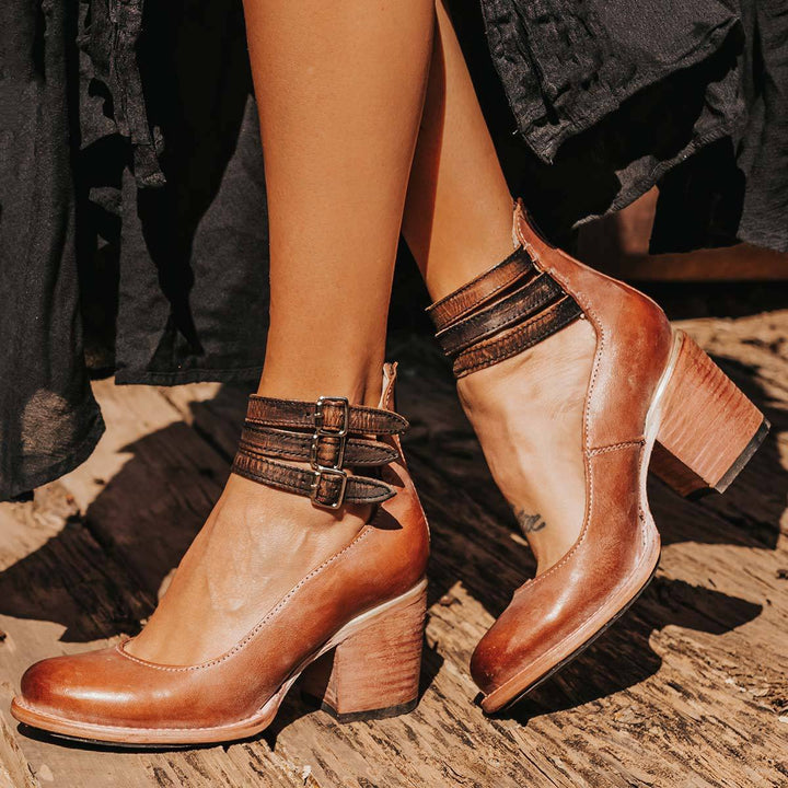 Ruby™ - Vintage Pumps