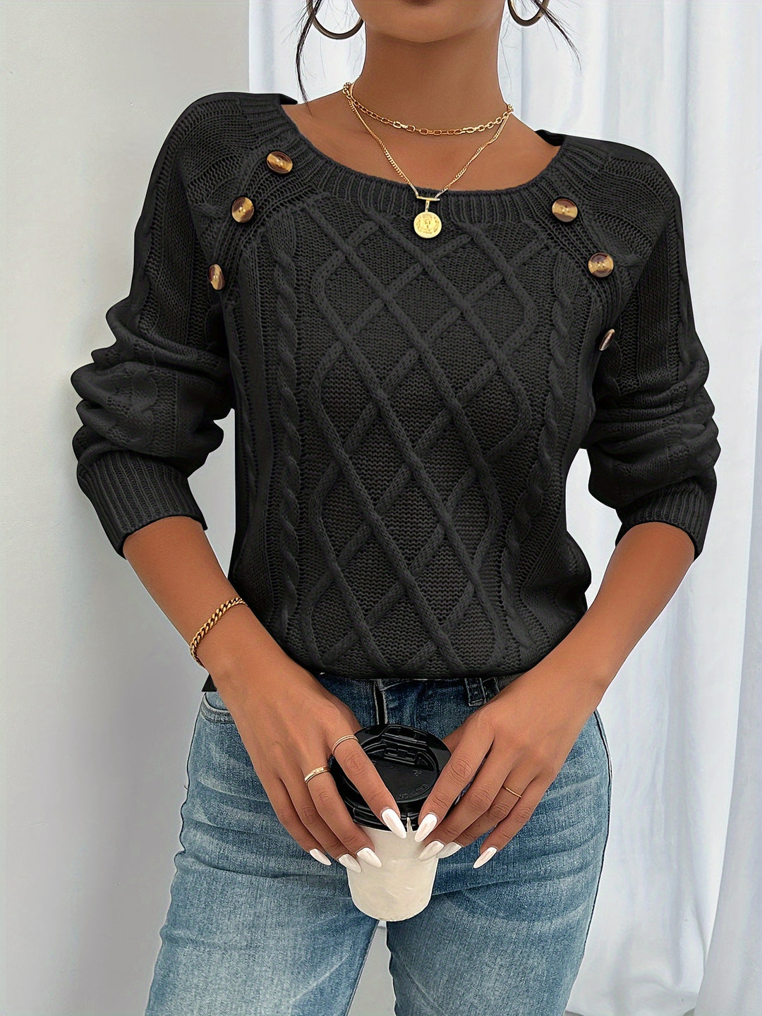 Viviene - Elegant Cable Knit Sweater
