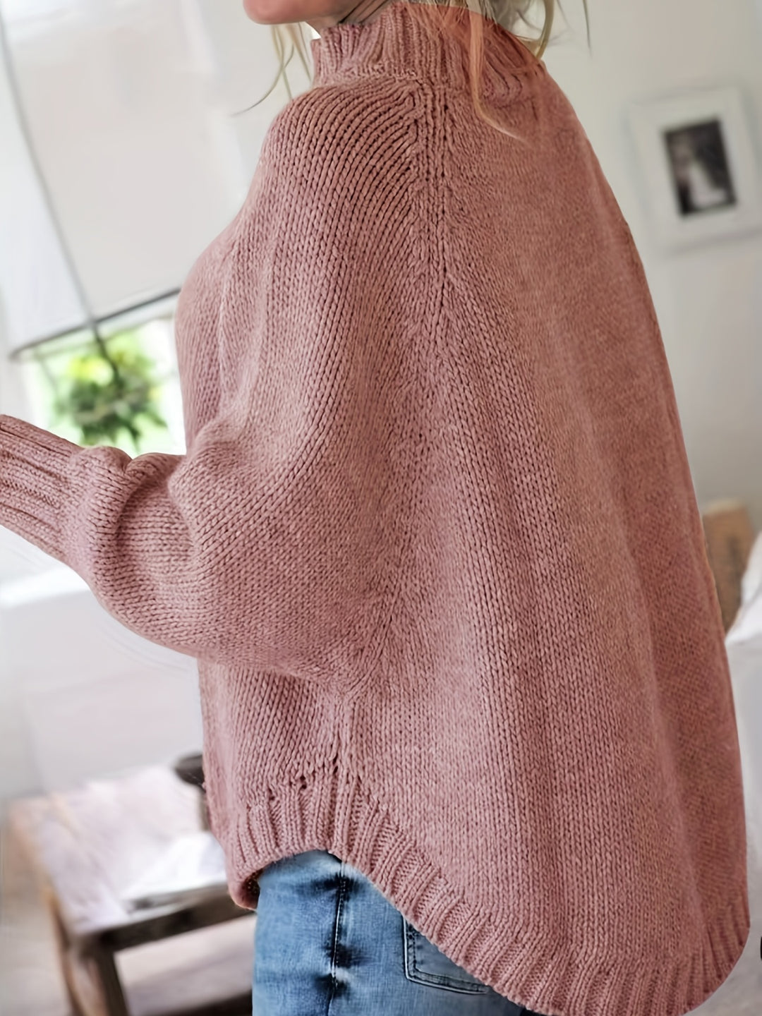 Janelle - Cozy Vintage Cable Knit Sweater