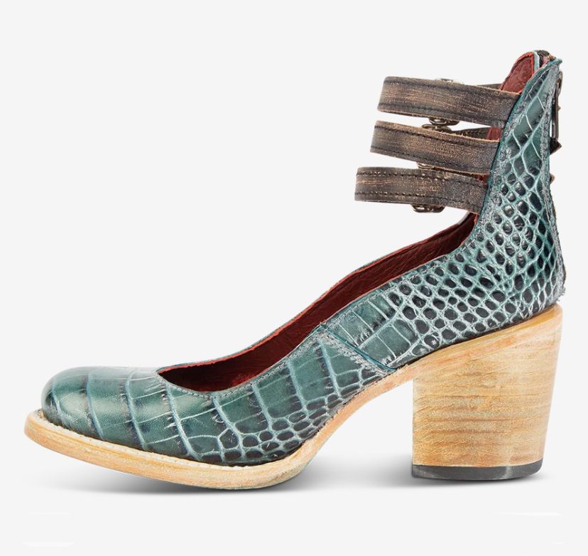 Ruby™ - Vintage Pumps