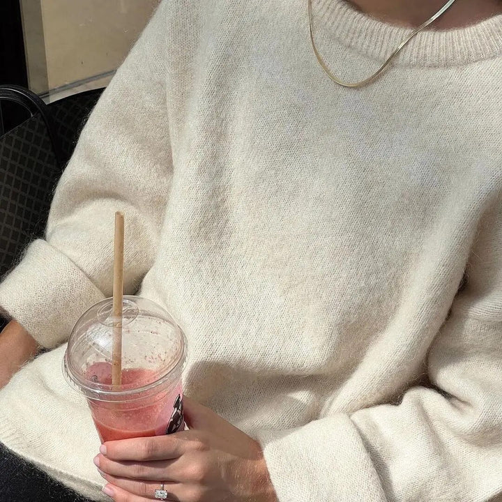 Gwyn - Elegant Sweater