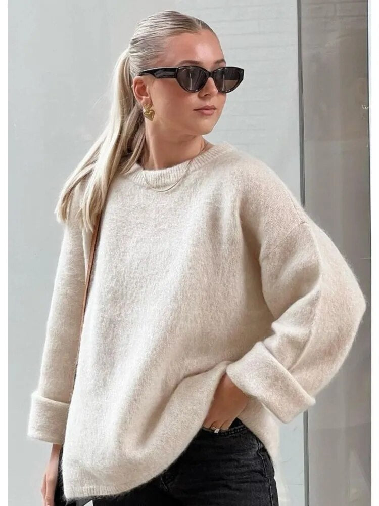 Gwyn - Elegant Sweater