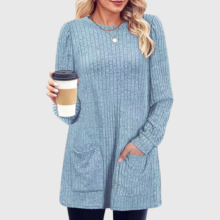 Meg - Oversized round neck jumper for women