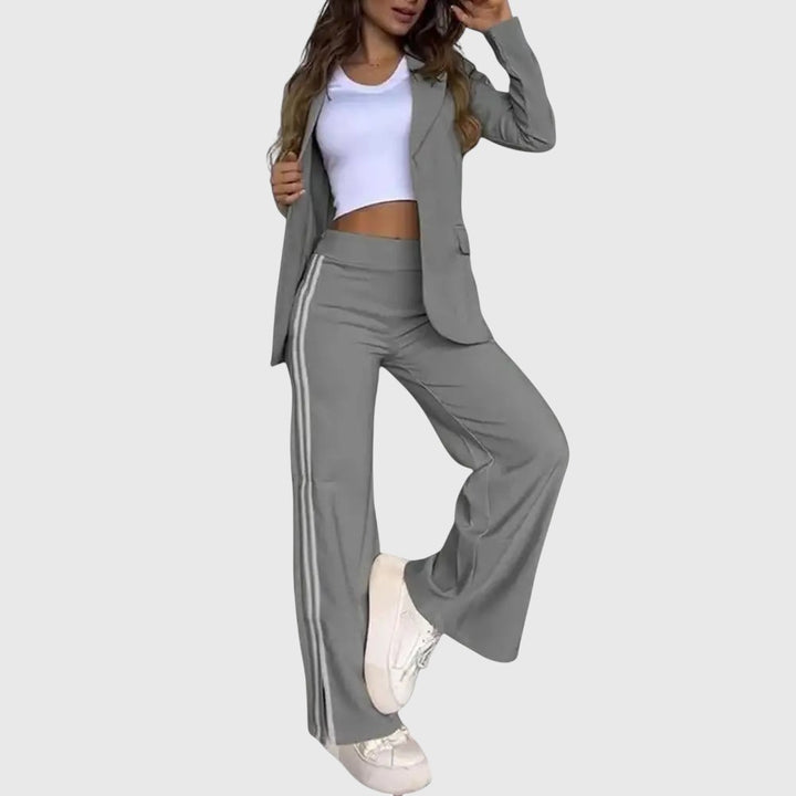 Tess - Striped Comfort Style Set