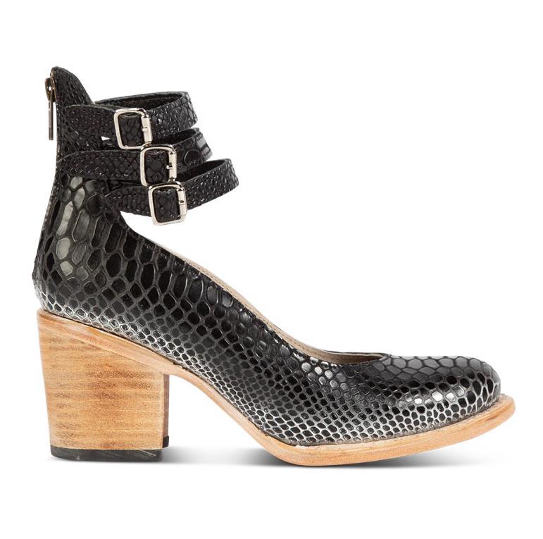 Ruby™ - Vintage Pumps