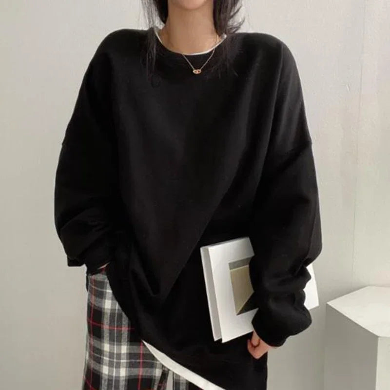 Lesley - Oversized round neck jumper for women