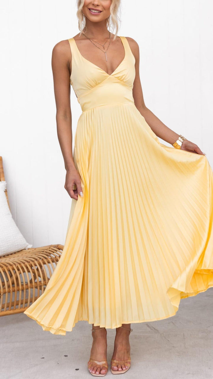 Kaye - Yellow pleated V-neck maxi dress