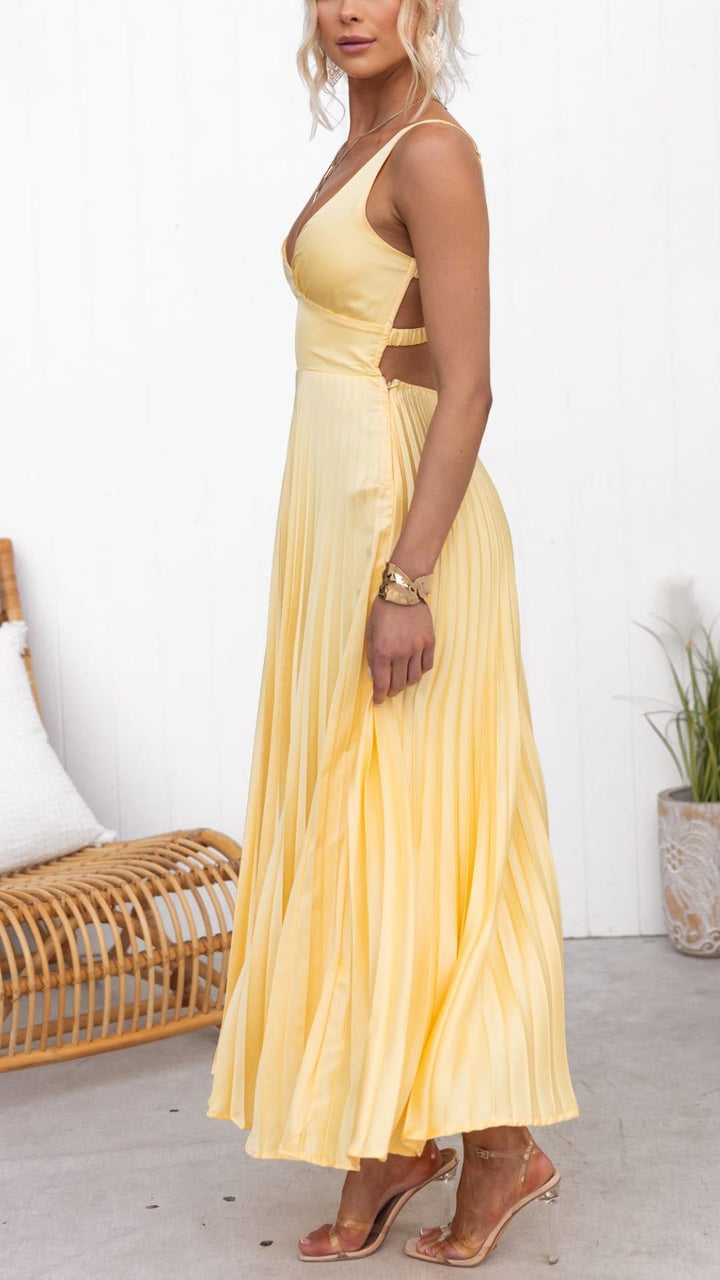 Kaye - Yellow pleated V-neck maxi dress