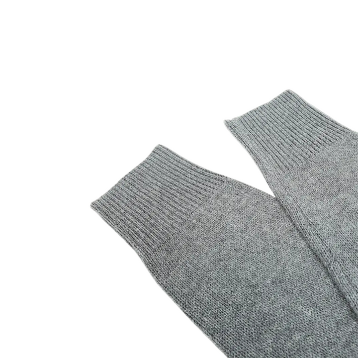 Lindsay - Elegant Lightweight Cardigan