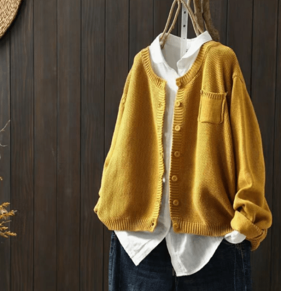 Nicole - Cardigan with Classic Button-Up Design