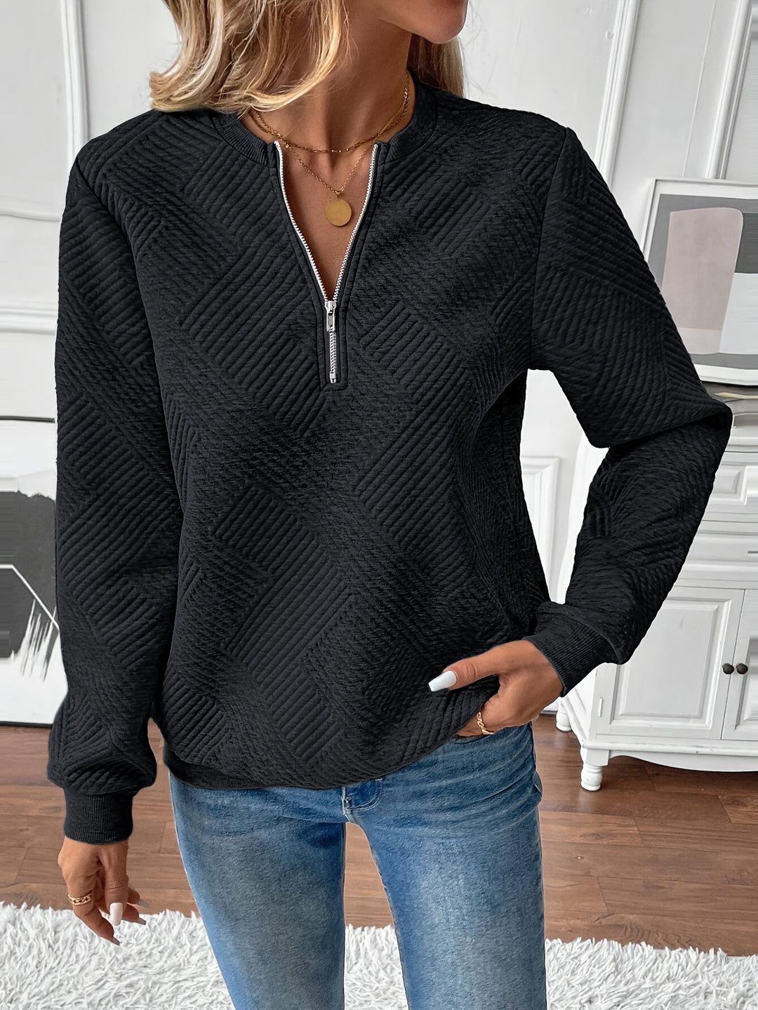Indy - Elegant Jumper with Zip