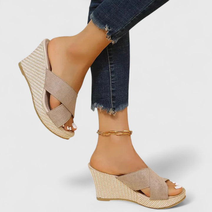 Bondi™ | Almina Comfort Wedges Sandals