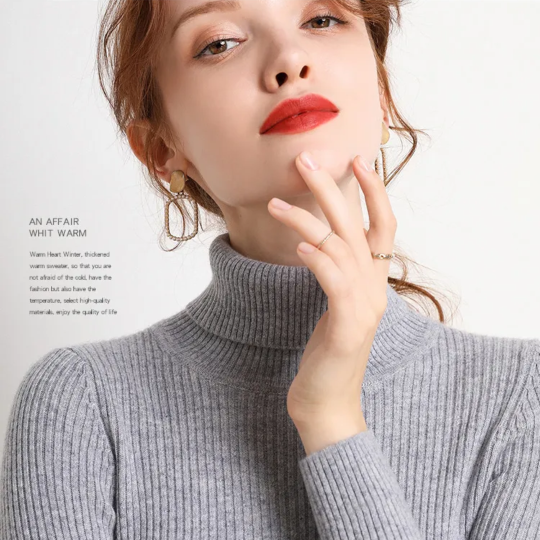 Sharee - Elegant Turtleneck