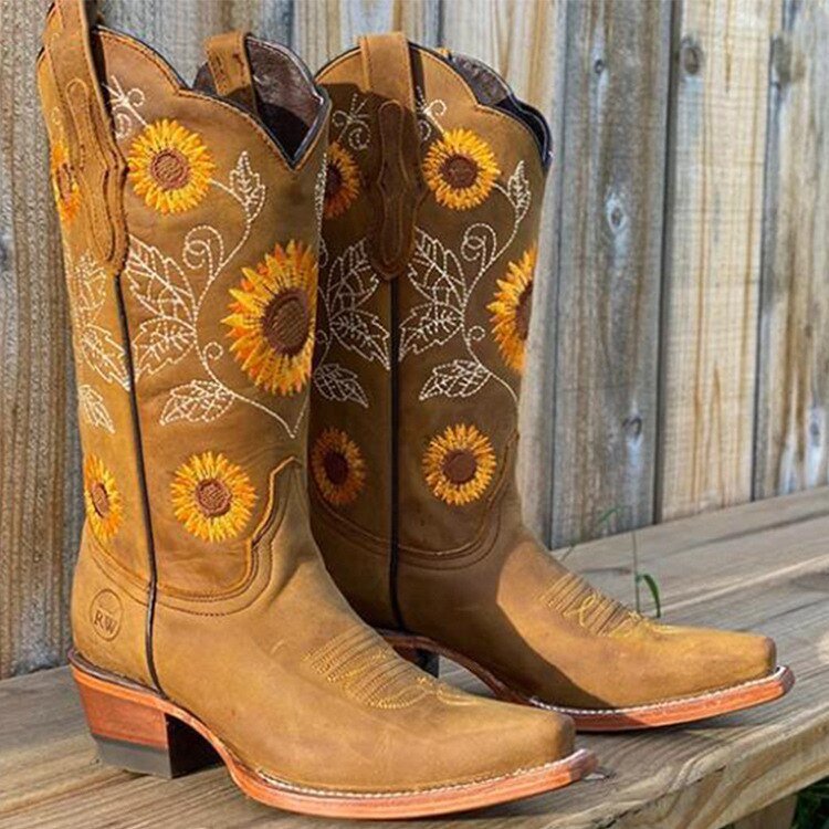 Sandra - Bohemian Style Boots